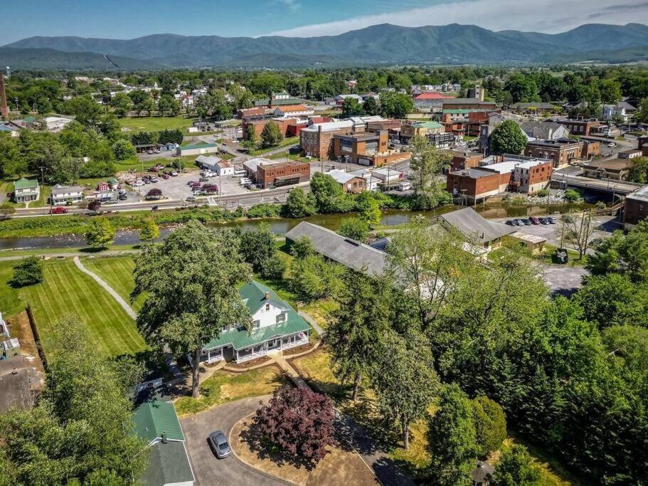 The Legacy Inn Luray Esterno foto